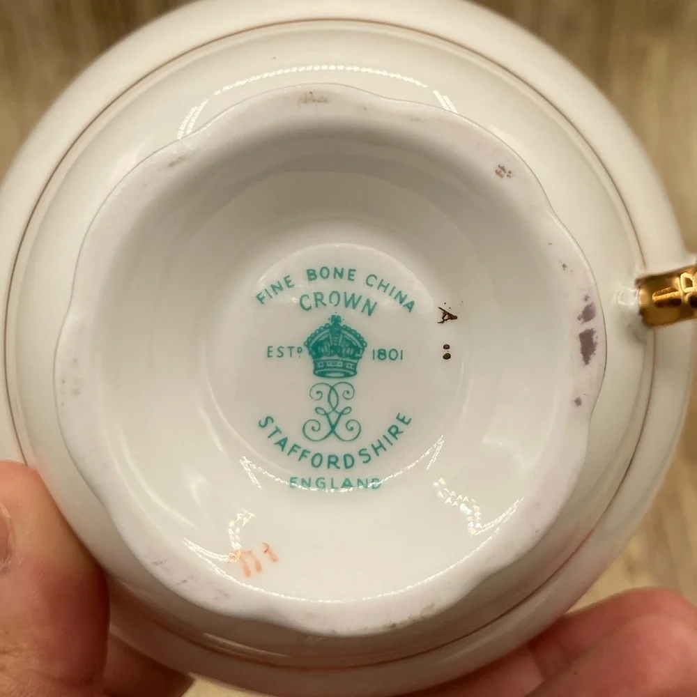 VINTAGE CROWN STAFFORDSHIRE fine bone china  mare England. - Picture 7 of 9